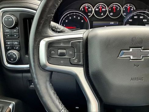 Used 2021 Chevrolet Silverado 1500 LT Trail Boss w/ Bed Protection Package AWD/4WD image 12