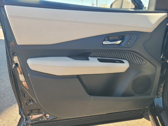 Certified 2023 Nissan Ariya FWD image 18