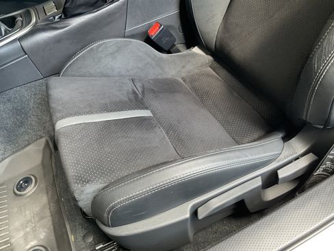 Used 2025 Toyota GR86 Premium w/ Performance Package RWD image 30