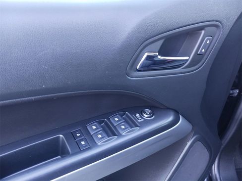 Used 2022 Chevrolet Colorado LT w/ Luxury Package image 30