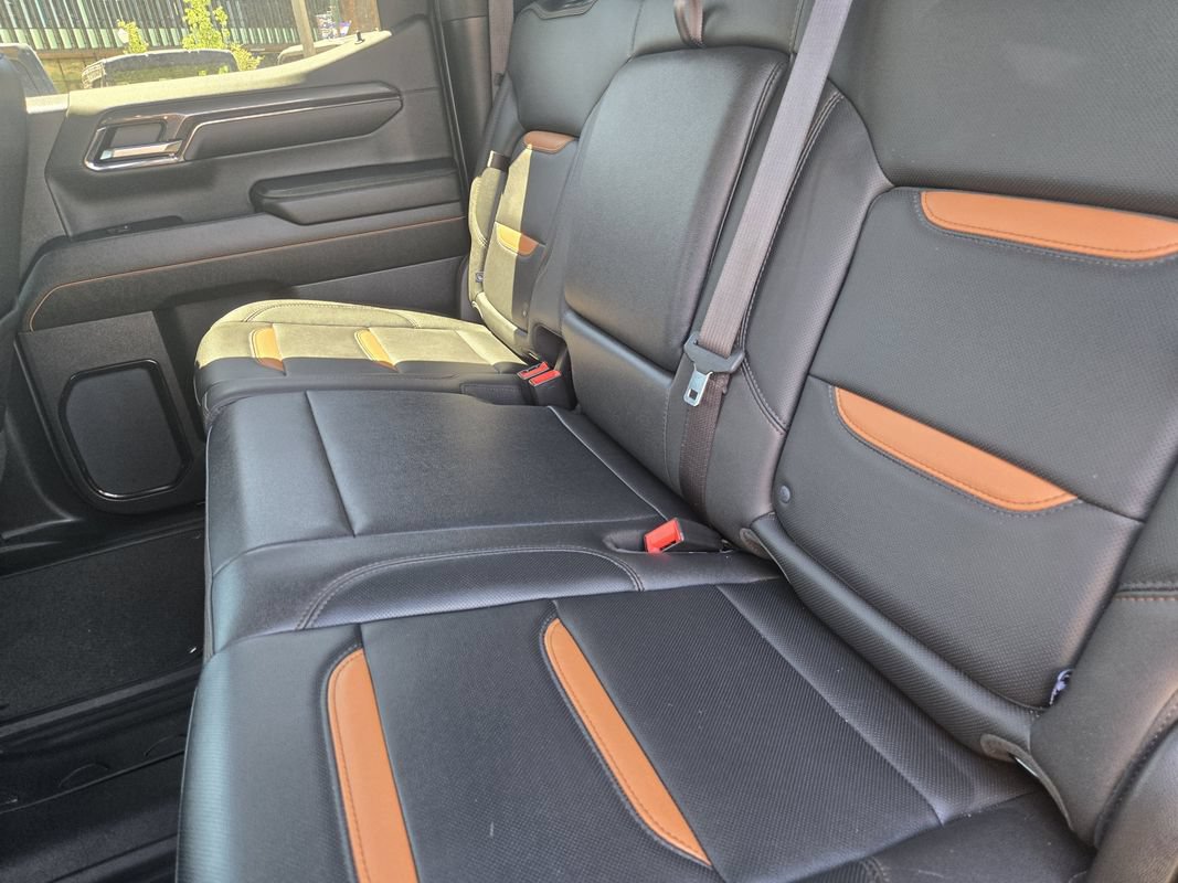 Used 2024 GMC Sierra 1500 AT4 w/ AT4 Premium Package AWD/4WD image 21