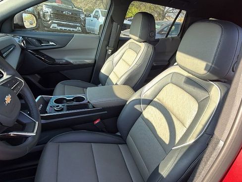 New 2026 Chevrolet Equinox LT w/ Convenience Package II image 14