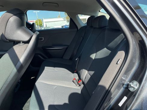 Used 2025 Kia K4 FWD image 27