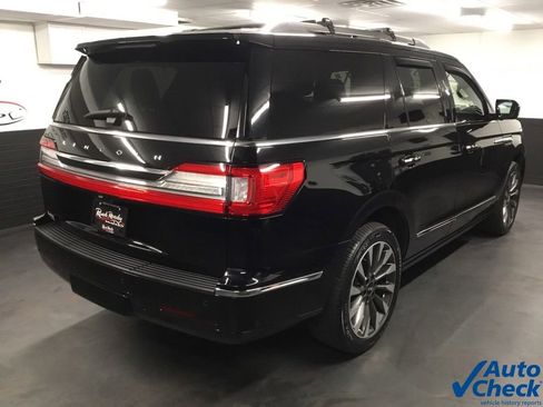 Used 2019 Lincoln Navigator Select w/ Technology Package AWD/4WD image 11