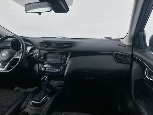 Used 2021 Nissan Rogue Sport SV w/ Technology Package image 22