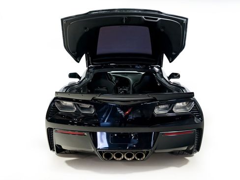 Used 2016 Chevrolet Corvette Z06 w/ 3LZ Preferred Equipment Group RWD image 36
