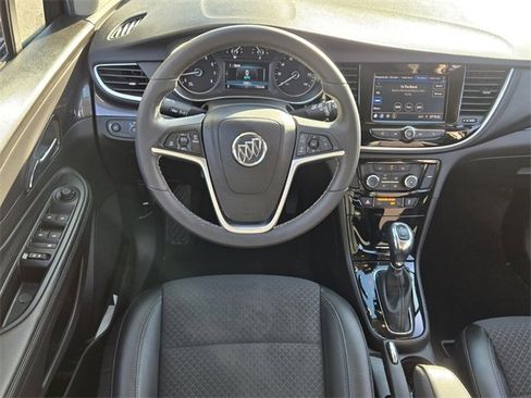 Used 2022 Buick Encore Preferred w/ Safety Package image 15