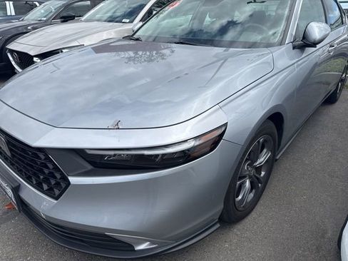 Used 2023 Honda Accord EX image 2