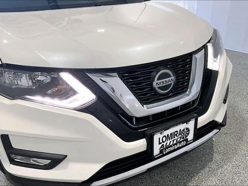 Used 2019 Nissan Rogue S FWD image 35