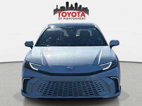 Used 2025 Toyota Camry XSE image 8