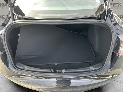 Used 2023 Tesla Model 3 Standard Range image 29