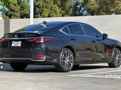 Used 2024 Lexus ES 300h w/ Premium Package FWD image 7