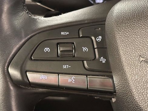 Used 2023 Cadillac XT4 Premium Luxury image 23