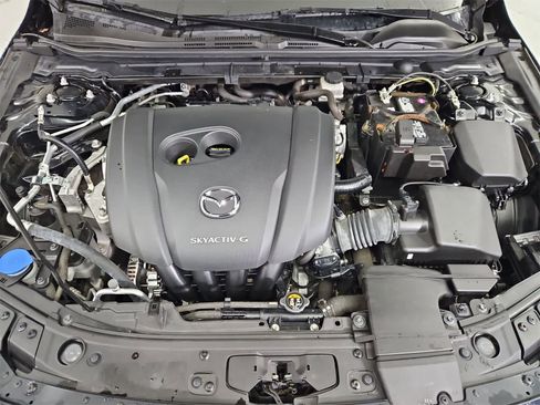 Used 2019 MAZDA MAZDA3 Hatchback image 14