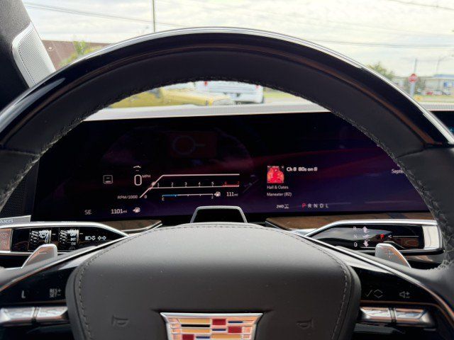 Used 2026 Cadillac Escalade Platinum Sport AWD/4WD image 31