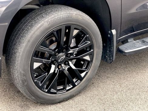 Used 2022 Chevrolet Silverado 1500 RST w/ Convenience Package II image 2