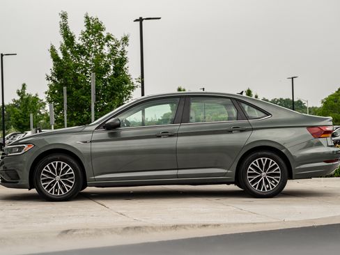 Used 2019 Volkswagen Jetta SEL FWD image 6