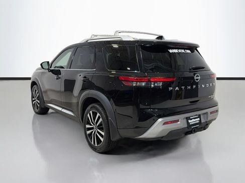 Used 2024 Nissan Pathfinder Platinum AWD/4WD image 5