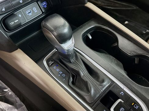Used 2020 Hyundai Santa Fe Limited image 20