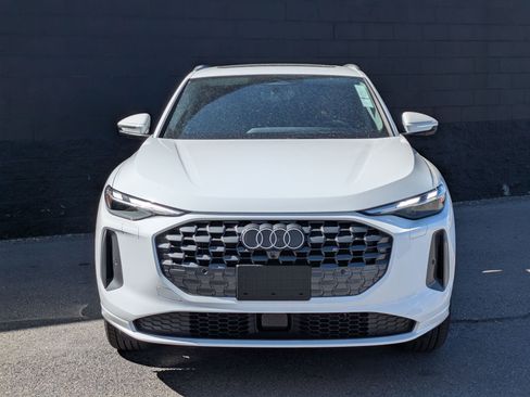 New 2026 Audi Q5 Premium AWD/4WD image 2