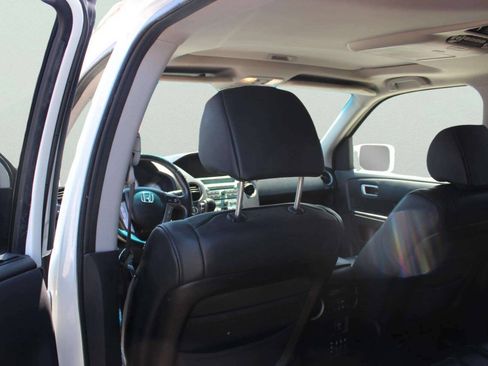Used 2011 Honda Pilot Touring image 9