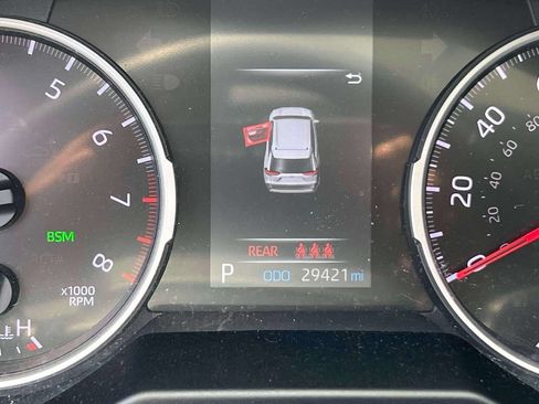Used 2020 Toyota RAV4 XLE w/ Convenience Package AWD/4WD image 28
