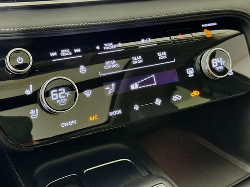 Certified 2023 INFINITI QX60 Luxe w/ Vision Package AWD/4WD image 21