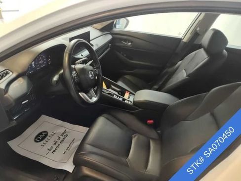 Used 2025 Honda Accord Touring image 4