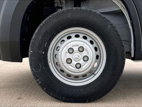 New 2024 RAM ProMaster 2500 w/ Convenience Group FWD image 8
