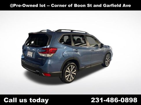 Used 2019 Subaru Forester Limited AWD/4WD image 5