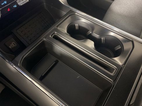 Used 2025 Ford F150 XLT w/ Equipment Group 302A MID image 26