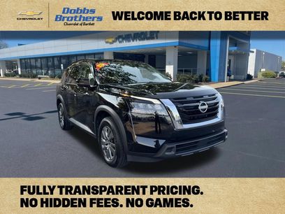 Used 2025 Nissan Pathfinder SV