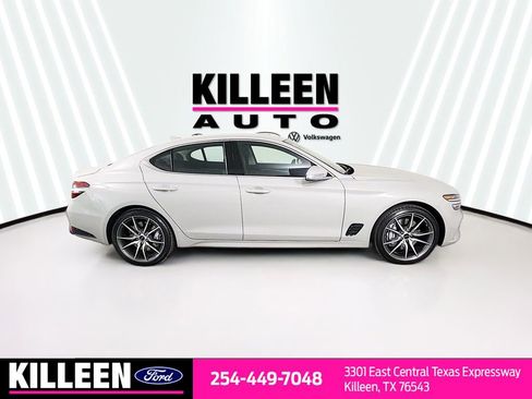 Used 2026 Genesis G70 2.5T RWD image 9
