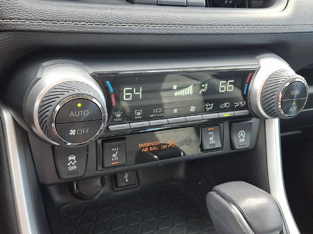 Used 2021 Toyota RAV4 XLE Premium AWD/4WD image 16