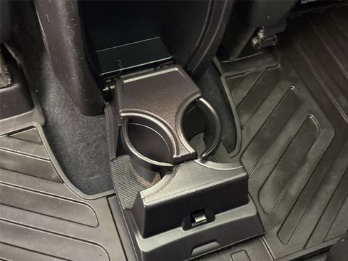 Used 2021 Subaru Ascent Limited w/ Technology Package image 40