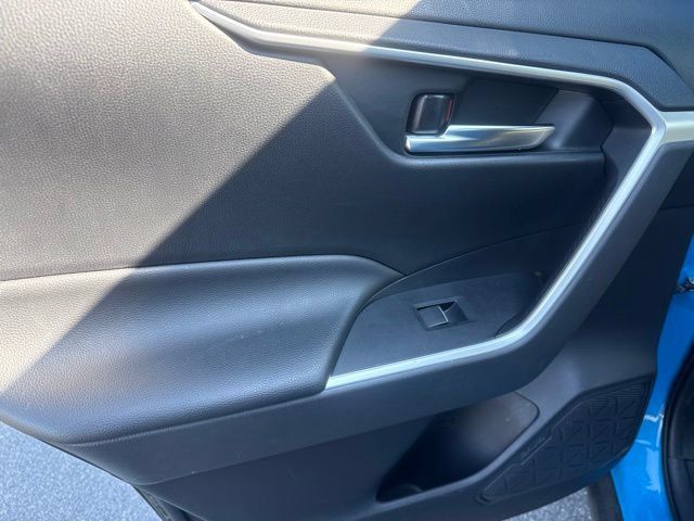 Used 2019 Toyota RAV4 XLE Premium w/ Advanced Technology Package FWD image 22