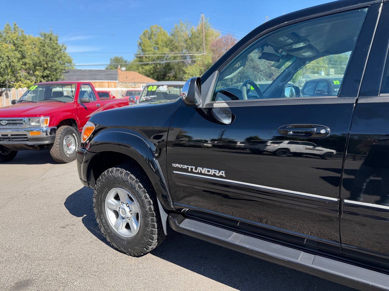 Used 2005 Toyota Tundra SR5 w/ TRD Off-Road Pkg AWD/4WD image 4