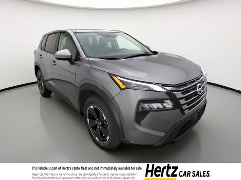 Used 2025 Nissan Rogue SV image 1