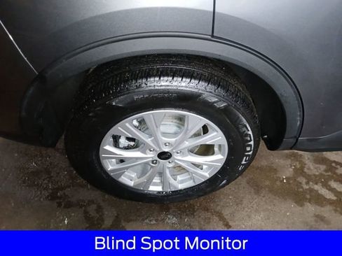 Certified 2023 Ford Escape Active AWD/4WD image 11