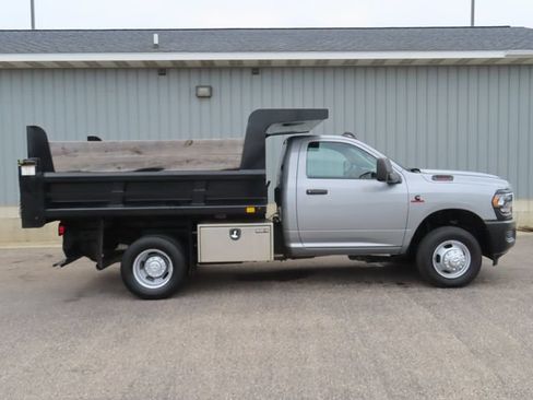 Used 2024 RAM 3500 Tradesman w/ Cold Weather Group AWD/4WD image 3