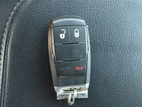 Used 2023 RAM 2500 Big Horn w/ Level 1 Equipment Group image 26