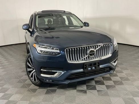 Certified 2024 Volvo XC90 B6 Plus image 8