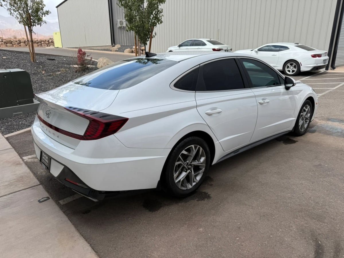 Used 2021 Hyundai Sonata SEL w/ Preferred Accessory Package FWD image 9