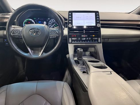 Used 2020 Toyota Avalon XLE w/ Moonroof Package FWD image 11