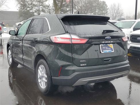 Certified 2022 Ford Edge SEL w/ Convenience Package image 3