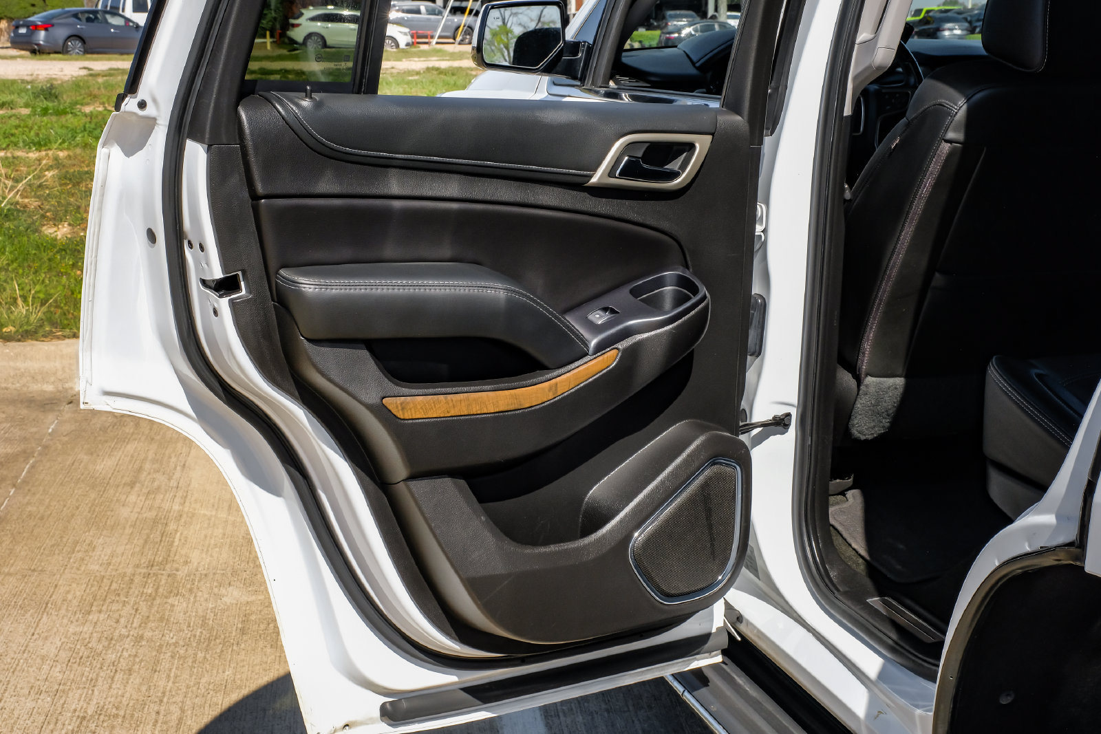 Used 2018 GMC Yukon Denali RWD image 55