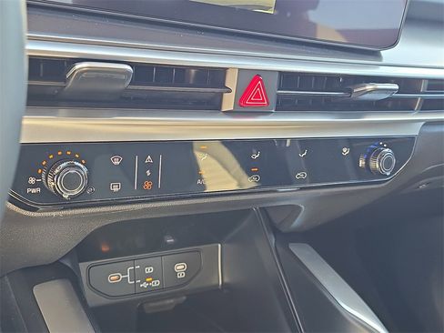 New 2026 Kia Sorento LX image 25