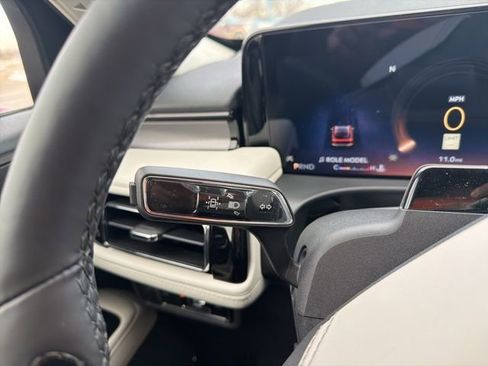 New 2026 Lincoln Aviator AWD image 26