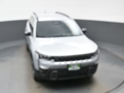 New 2026 Jeep Cherokee Laredo image 25