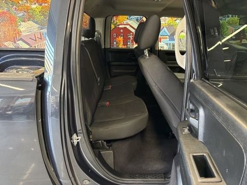 Used 2019 RAM 1500 Express image 44